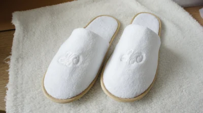 Low Price Cotton Velvet Hotel Slipper Soft Personalized Slippers Disposable